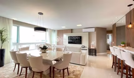Apartamento com 4 quartos à venda na Rua 2500, 505, Centro, Balneário Camboriú, 148 m2 por R$ 3.900.000