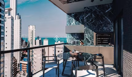 Apartamento com 3 quartos à venda na Rua Bruno Silva, 222, Pioneiros, Balneário Camboriú, 132 m2 por R$ 2.859.936