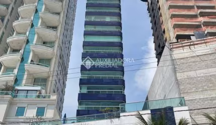 Apartamento com 3 quartos à venda na Avenida Atlântica, 4800, Centro, Balneário Camboriú, 206 m2 por R$ 6.000.000
