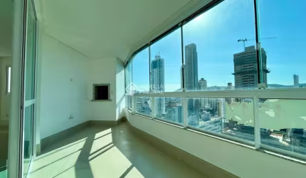 Apartamento com 3 quartos à venda na Rua 2450, 275, Centro, Balneário Camboriú, 135 m2 por R$ 2.000.000