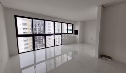 Apartamento com 3 quartos à venda na Rua 600, 140, Centro, Balneário Camboriú, 112 m2 por R$ 2.155.000