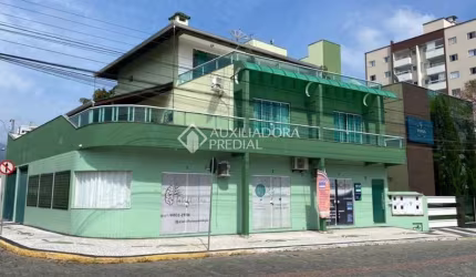 Casa com 4 quartos à venda na Rua Joaquim Nunes, 48, Centro, Camboriú, 475 m2 por R$ 2.900.000