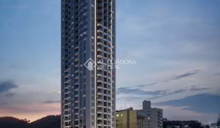 Apartamento com 2 quartos à venda na Rua Uruguai, 1330, Centro, Itajaí, 66 m2 por R$ 935.988