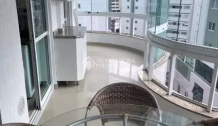 Apartamento com 3 quartos para alugar na Rua 3610, 723, Centro, Balneário Camboriú, 110 m2 por R$ 6.500