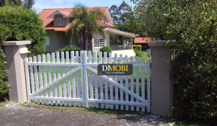 Casa de alto padrão