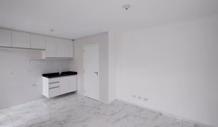 Apartamento 2 quartos, sendo uma suíte, 3 sacadas e vaga de garagem coberta para locação, no Boneca