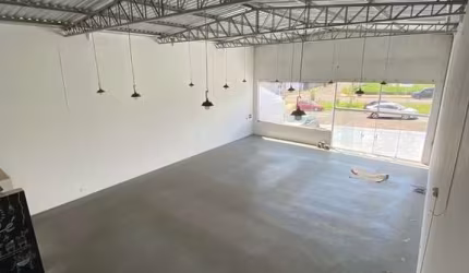 Barracão / Galpão / Depósito para alugar no Jardim Itamarati, Botucatu , 250 m2 por R$ 4.800