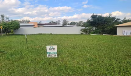 Terreno à venda no Residencial Parque Laguna I, Botucatu  por R$ 450.000