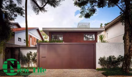 Casa para venda por R$  8.150.000,00 em Alto de Pinheiros - SP