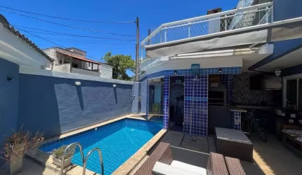 Casa Duplex em Condomínio - 230 m² com 3 quartos - Condomínio Residencial Versace - Vargem Grande