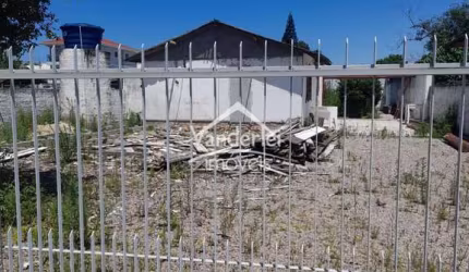 Terreno com 420mts² no Aririu.