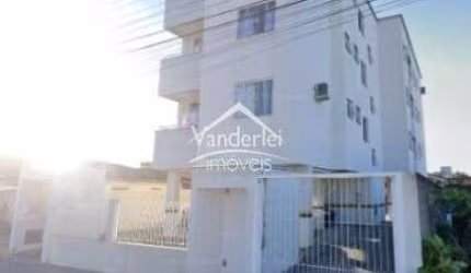 Apartamento mobiliado com 02 quartos, sendo 01 suíte no bairro Bela Vista em Palhoça - SC