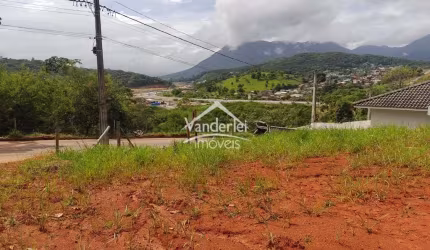 Terreno de 200m² com escritura pública no loteamento Jardins 3 no Bela  Vista em Palhoça - SC