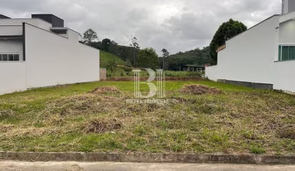 Terreno à Venda