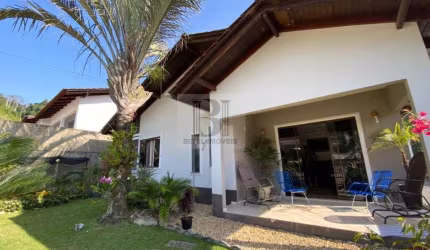 Casa para Venda em Jaraguá do Sul / SC no bairro Barra do Rio Cerro