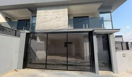 Sobrado Geminado para Venda em Jaraguá do Sul / SC no bairro Amizade
