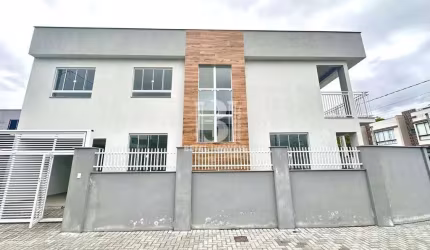 Sobrado em Três Rios do Sul