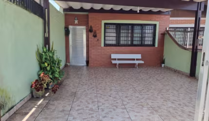 Casa geminada perto praia Solemar