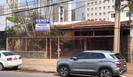 Casa com ponto comercial à venda no Setor Marista - Goiânia/GO