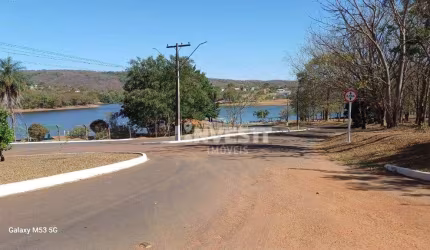 Terreno à venda no Centro de Hidrolândia/GO