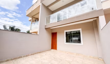 Vendo Ótimo Sobrado com 02 Suítes, Bairro Itoupavazinha - Blumenau