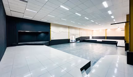 Aluga-se Galpão com 1.820m² Bairro Victor Konder - Blumenau