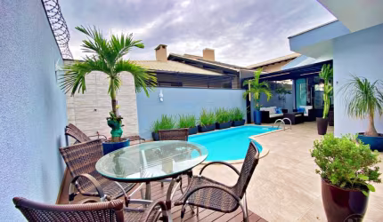 Vendo Linda Casa, Condomínio Golden Park - Blumenau