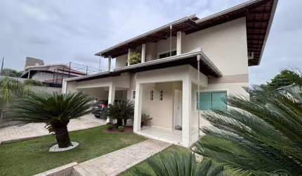Casa mobiliada para locação no bairro Velha.