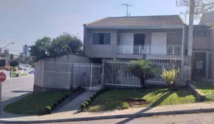 Casa com 7 quartos à venda na Rua Américo Mattei, 600, Tarumã, Curitiba, 362 m2 por R$ 980.000