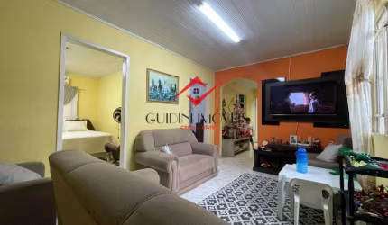 Casa com 2 quartos à venda na Travessa Alexandre Foggiatto Sobrinho, Cidade Jardim, São José dos Pinhais, 107 m2 por R$ 370.000