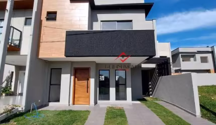 Casa com 3 quartos à venda na Rua Oristela Foggiatto, Costeira, São José dos Pinhais, 109 m2 por R$ 749.000