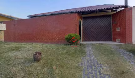Casa com 4 quartos à venda na Avenida Rui Barbosa, Aviação, São José dos Pinhais, 150 m2 por R$ 885.000