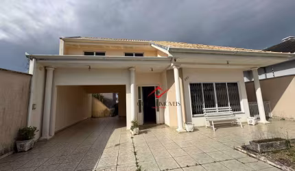 Casa com 2 quartos à venda em São Pedro, São José dos Pinhais , 190 m2 por R$ 1.400.000