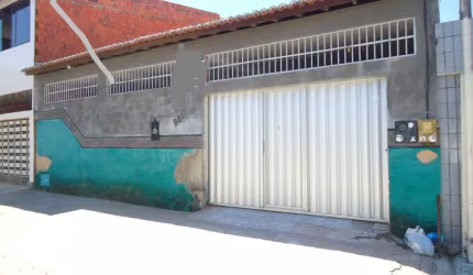 Vendo Excelente casa  na 2 etapa do José Walter.
