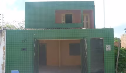 Excelente casa pronta pra mora.