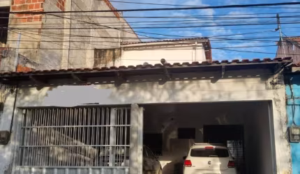 Excelente casa dúplex no Benfica