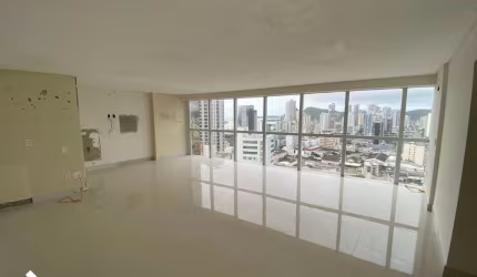 Sala comercial para alugar na Cônego Tomáz Fontes, 145, Centro, Itajaí por R$ 12.525