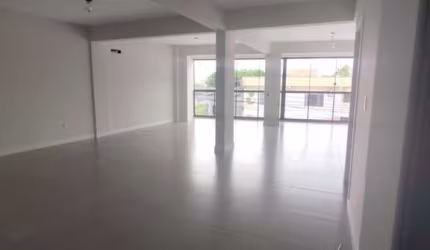 Ponto comercial para alugar na Rua José Pereira Liberato, 2345, São João, Itajaí por R$ 4.700