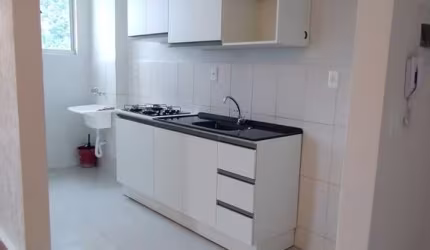 Apartamento com 2 quartos para alugar na Rua Fermino Vieira Cordeiro, 2142, Espinheiros, Itajaí por R$ 2.200