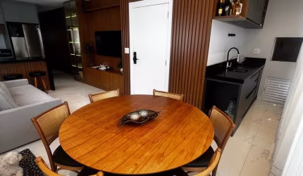Apartamento completamente mobiliado bem próximo do mar com 3 quartos