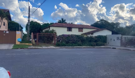Casa Lago Sul ponta de picolé
