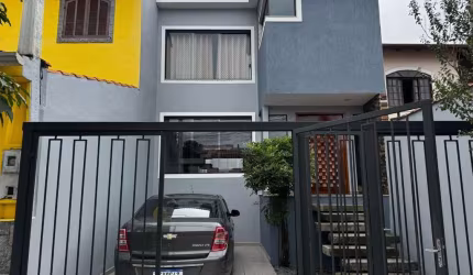 Casa em condomínio fechado com 2 quartos à venda na Gercio Bernardo Nunes, 67, Jardim Belvedere, Volta Redonda por R$ 750.000