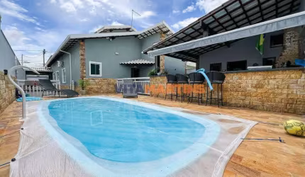 Casa com 4 dormitórios, 240 m² - venda por R$ 1.090.000,00 na Nova São Pedro em São Pedro da Aldeia/RJ