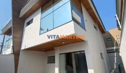 Triplex Sofisticado no Novo Portinho: Conforto, Lazer e Localização Privilegiada por R$ 1.100.000,00