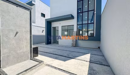 Casa com 3 quartos (2 suítes) à venda em Cabo Frio/RJ por R$410.000,00 - Vila do Peró