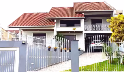 Casa com 4 quartos à venda no Nova Esperança, Blumenau , 250 m2 por R$ 999.000