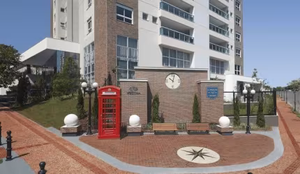 Lindo apartamento andar alto Queens Park