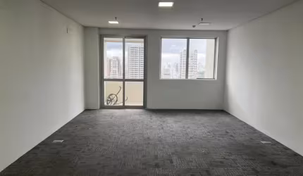 Alugo Sala/Cj Comercial em frente estação Ana Rosa SP