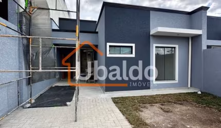 Casa à venda com 3 quartos, suíte e pé direito duplo no bairro Iguaçu – R$ 505.000