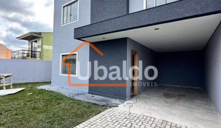 Sobrado à venda com 3 quartos, suíte e sobra de terreno no bairro Iguaçu – R$ 741.000